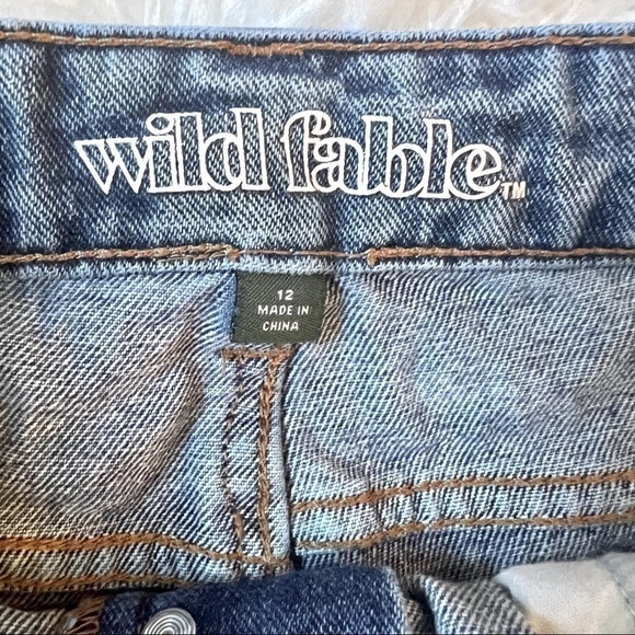 Wild Fable Super High Rise Cut Off Distressed Shorts Size 12 - Picture 4 of 4